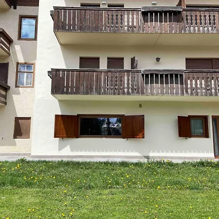 Cortina Center House *