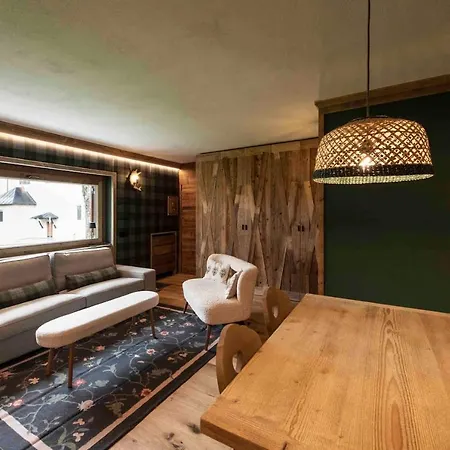 Apartment Cortina Center House