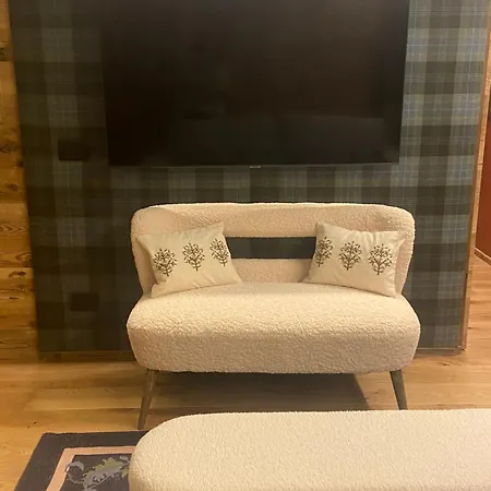 Cortina Center House Apartment *