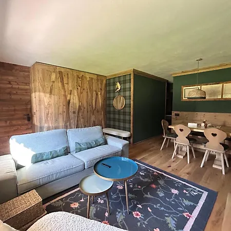 Cortina Center House *